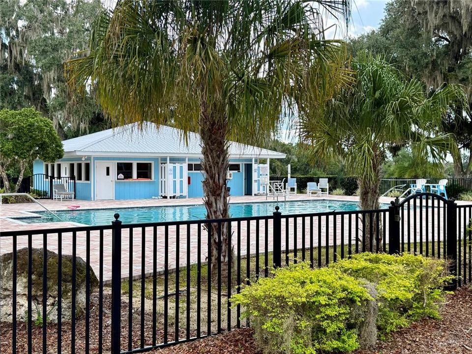 En Venta: $70,000 (1.21 acres)