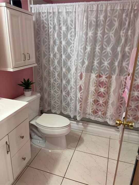 For Sale: $235,000 (2 beds, 2 baths, 1008 Square Feet)