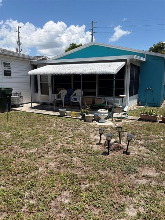 For Sale: $235,000 (2 beds, 2 baths, 1008 Square Feet)