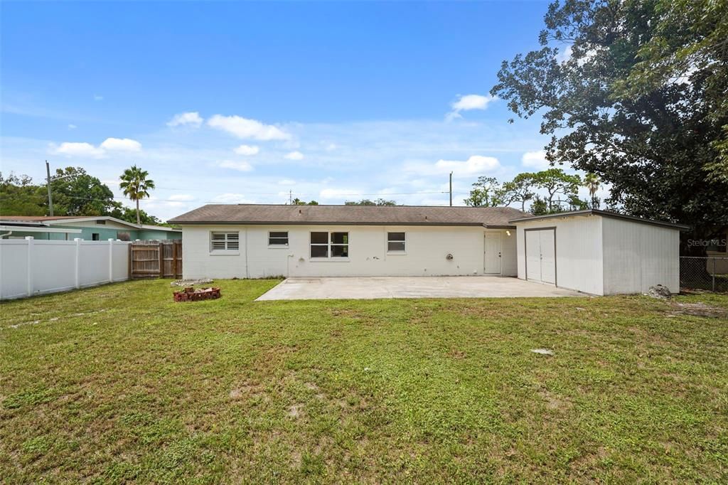 En Venta: $325,000 (3 camas, 2 baños, 1240 Pies cuadrados)