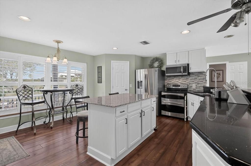 For Sale: $650,000 (3 beds, 2 baths, 2407 Square Feet)