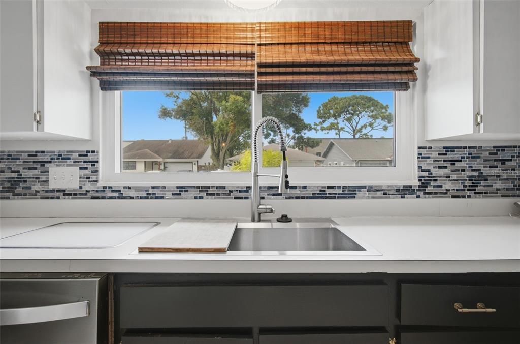 En Venta: $365,000 (3 camas, 2 baños, 1169 Pies cuadrados)