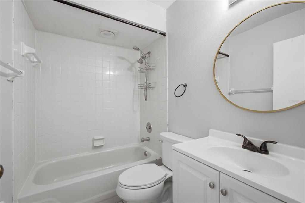 En Venta: $365,000 (3 camas, 2 baños, 1169 Pies cuadrados)
