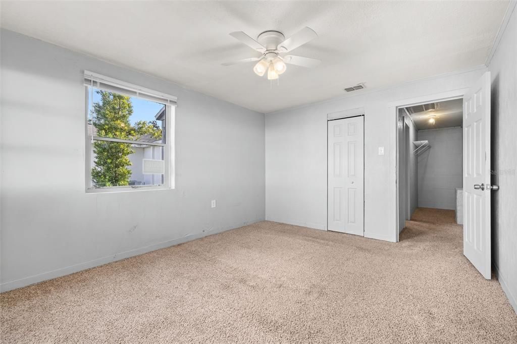 For Sale: $220,000 (3 beds, 0 baths, 1300 Square Feet)