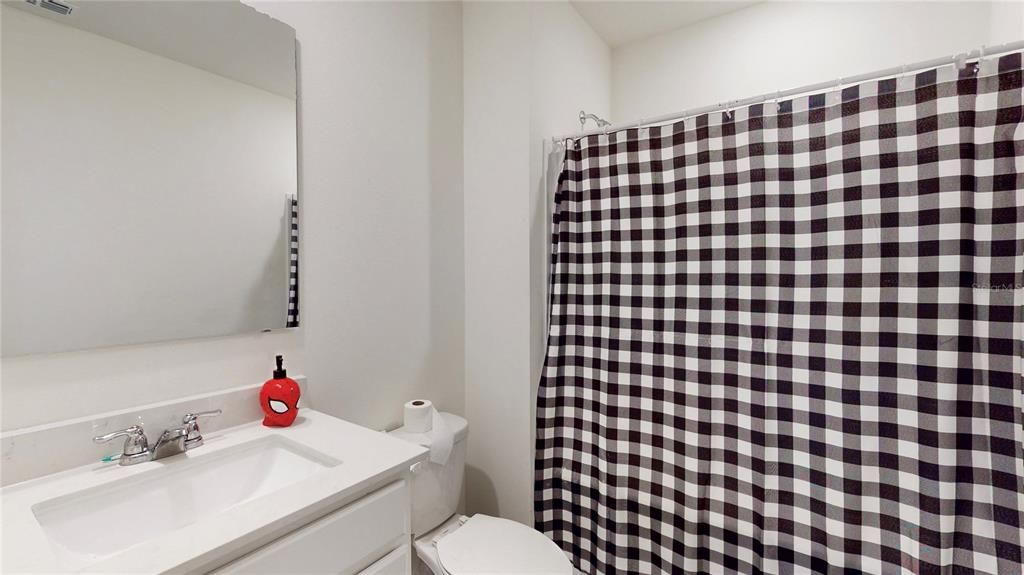 For Sale: $275,000 (3 beds, 2 baths, 1316 Square Feet)