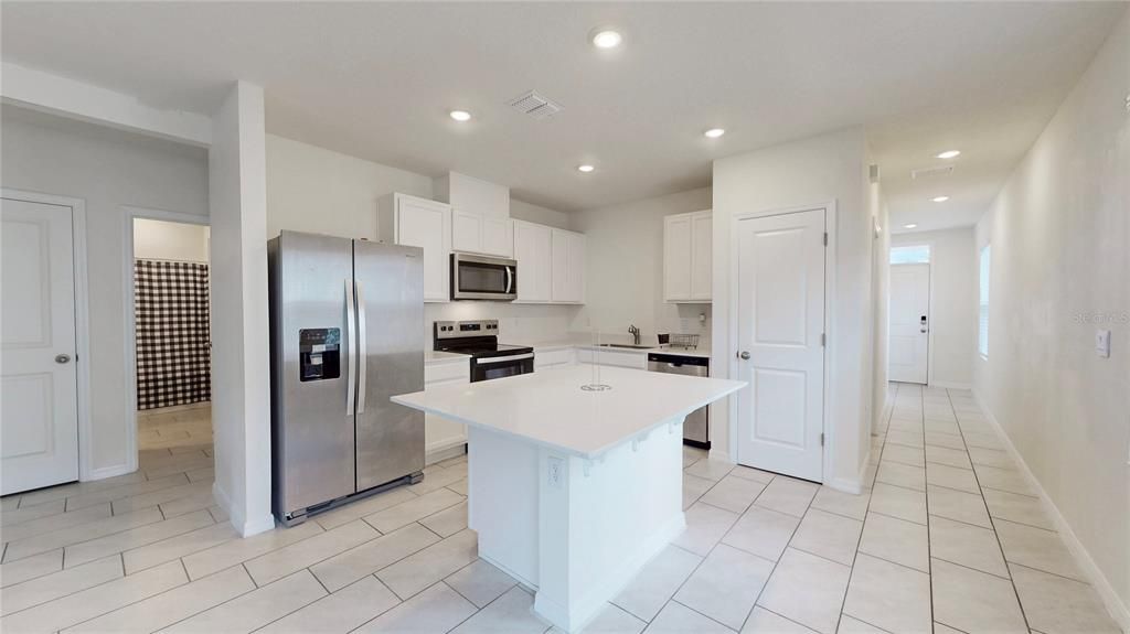 For Sale: $275,000 (3 beds, 2 baths, 1316 Square Feet)