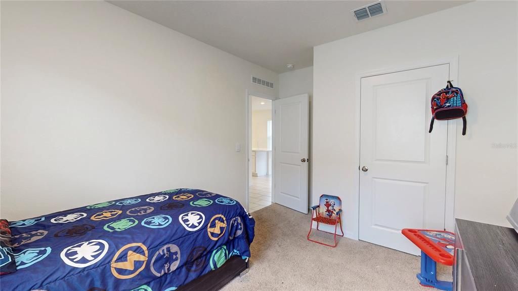 For Sale: $275,000 (3 beds, 2 baths, 1316 Square Feet)