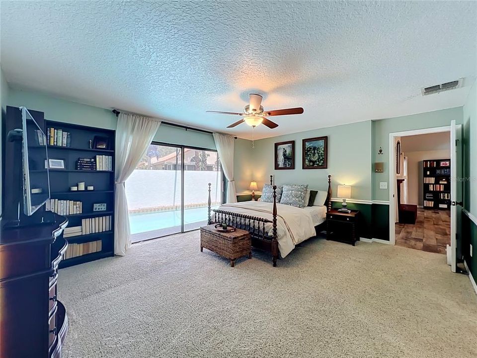 For Sale: $439,000 (3 beds, 2 baths, 1574 Square Feet)