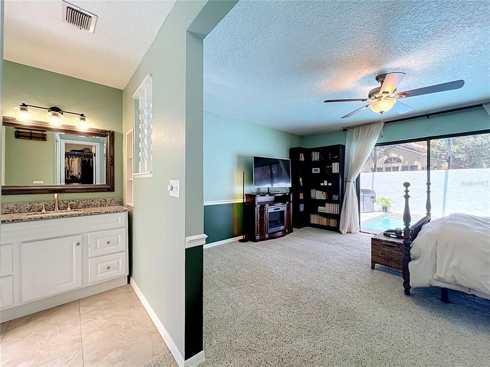 For Sale: $439,000 (3 beds, 2 baths, 1574 Square Feet)