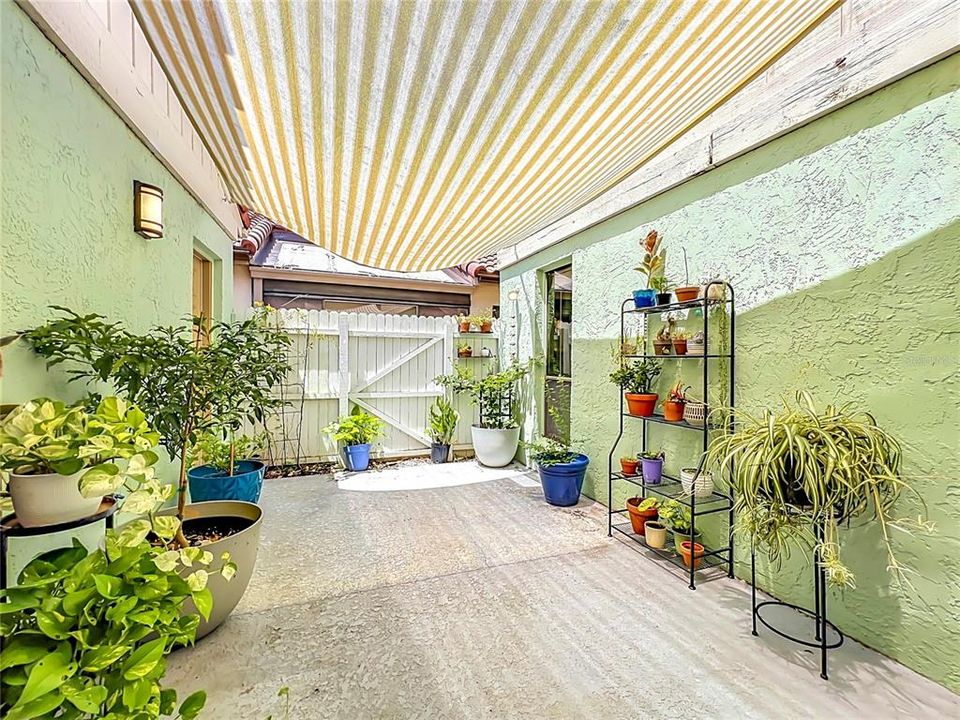 For Sale: $439,000 (3 beds, 2 baths, 1574 Square Feet)