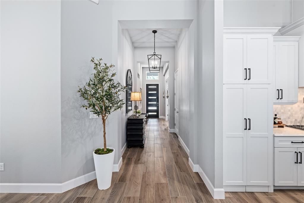 For Sale: $949,900 (4 beds, 3 baths, 2568 Square Feet)