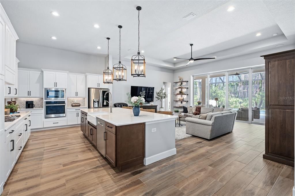 For Sale: $949,900 (4 beds, 3 baths, 2568 Square Feet)