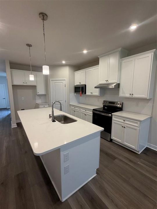 For Sale: $284,990 (3 beds, 2 baths, 1488 Square Feet)