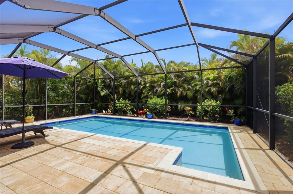 Activo con contrato: $410,000 (3 camas, 2 baños, 1416 Pies cuadrados)