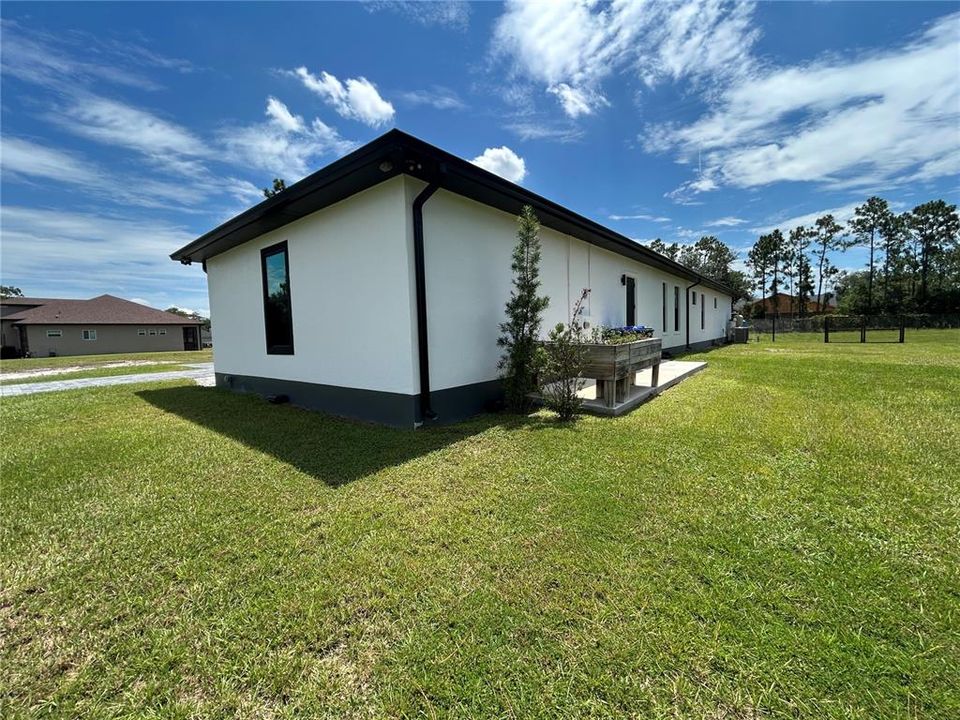 En Venta: $899,900 (4 camas, 3 baños, 3254 Pies cuadrados)