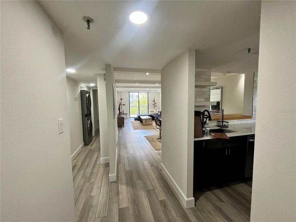For Rent: $2,800 (2 beds, 2 baths, 1136 Square Feet)