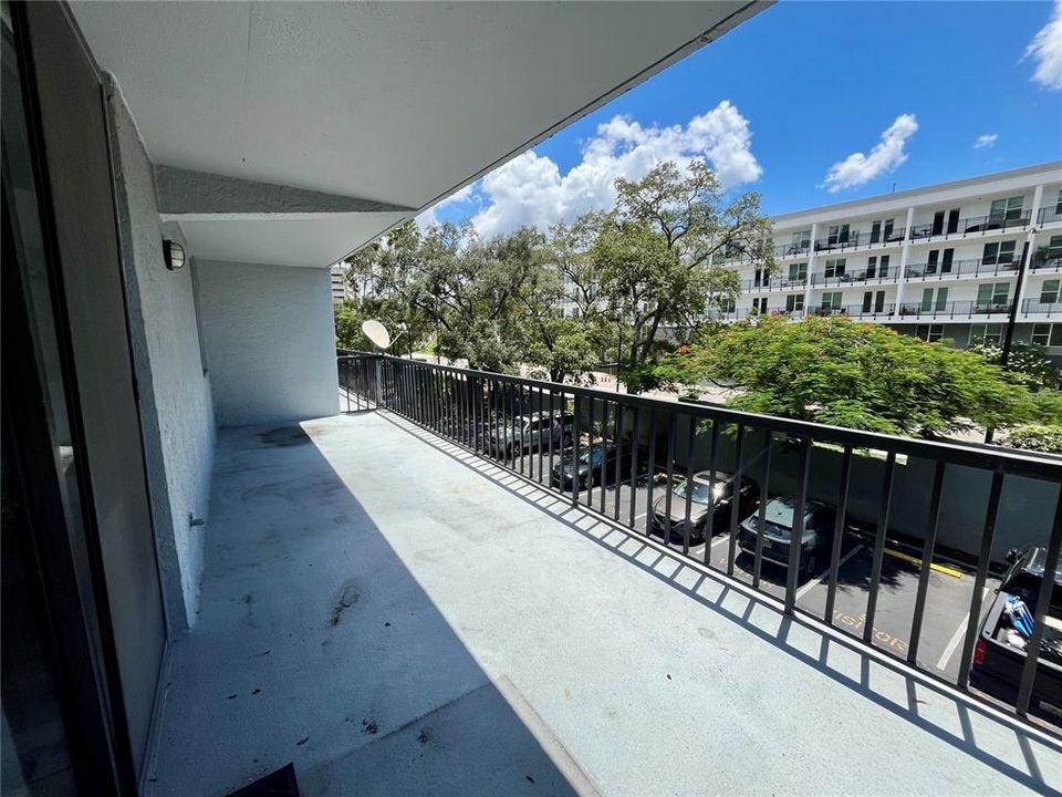 For Rent: $2,800 (2 beds, 2 baths, 1136 Square Feet)