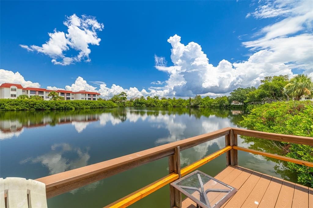 For Sale: $154,900 (2 beds, 1 baths, 1015 Square Feet)