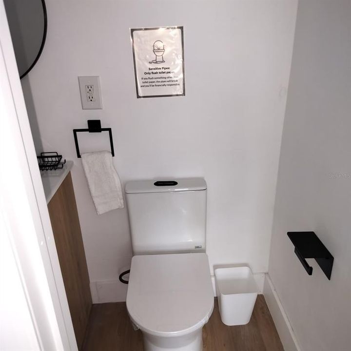 В аренду: $2,100 (3 спален, 2 ванн, 1072 Квадратных фут)