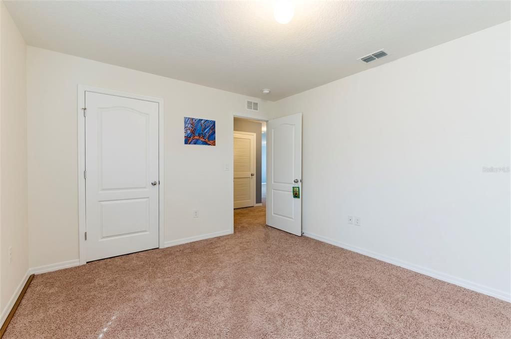For Sale: $424,999 (5 beds, 3 baths, 2905 Square Feet)