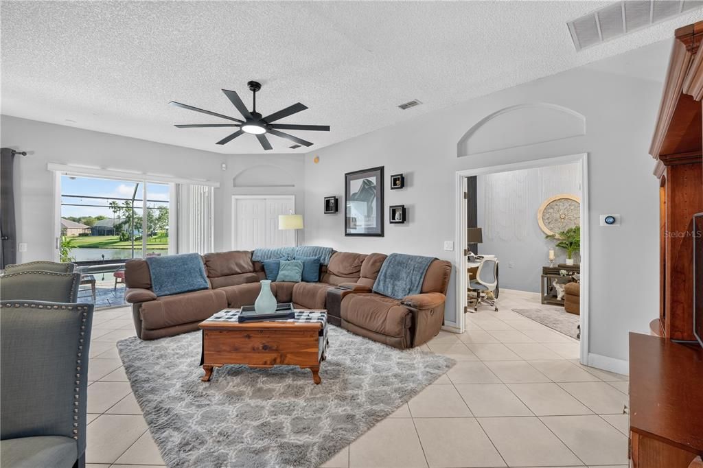 For Sale: $620,995 (4 beds, 3 baths, 2392 Square Feet)