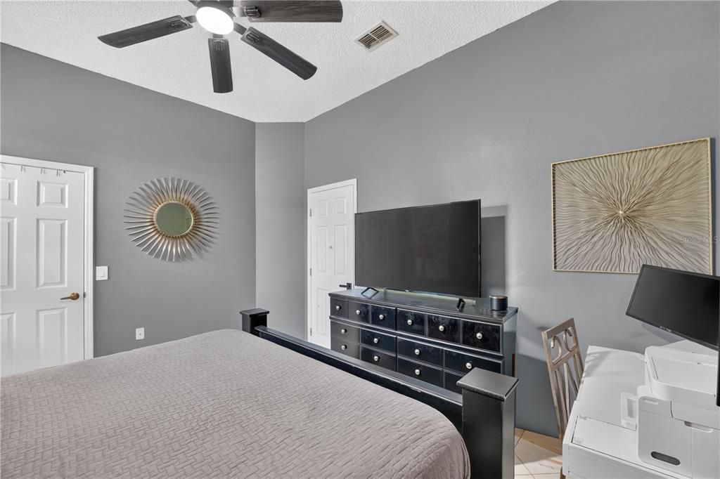 For Sale: $620,995 (4 beds, 3 baths, 2392 Square Feet)