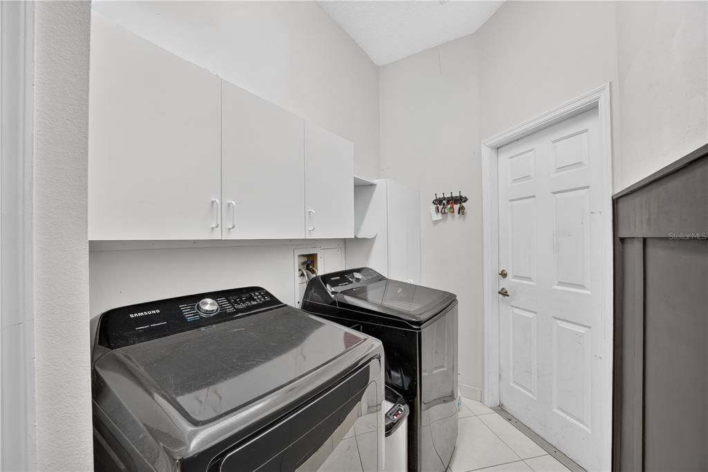 For Sale: $620,995 (4 beds, 3 baths, 2392 Square Feet)