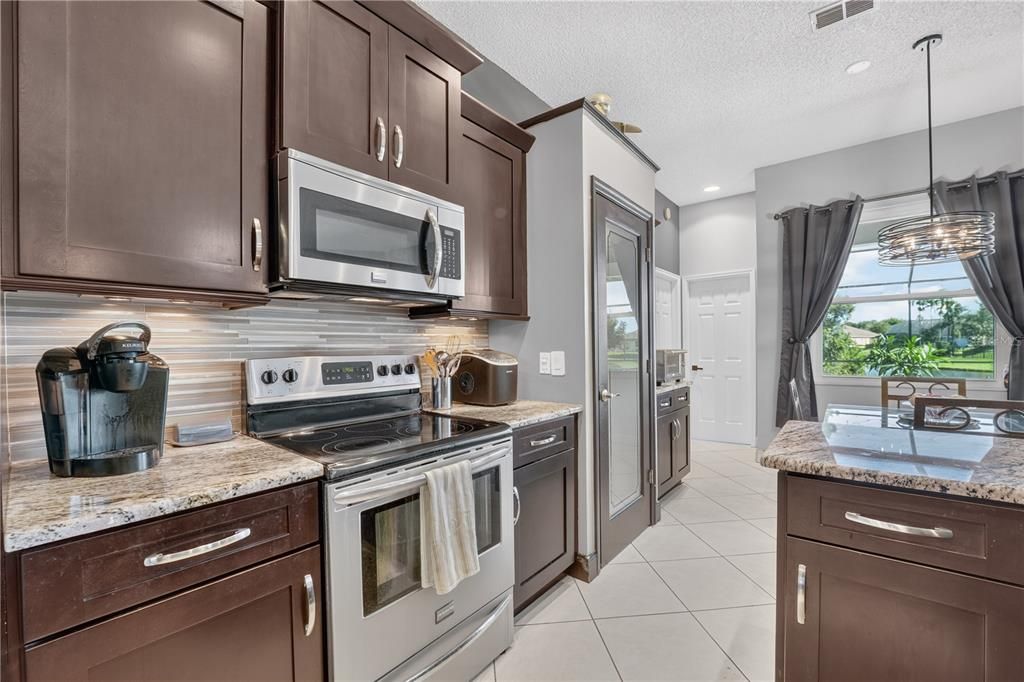 For Sale: $620,995 (4 beds, 3 baths, 2392 Square Feet)