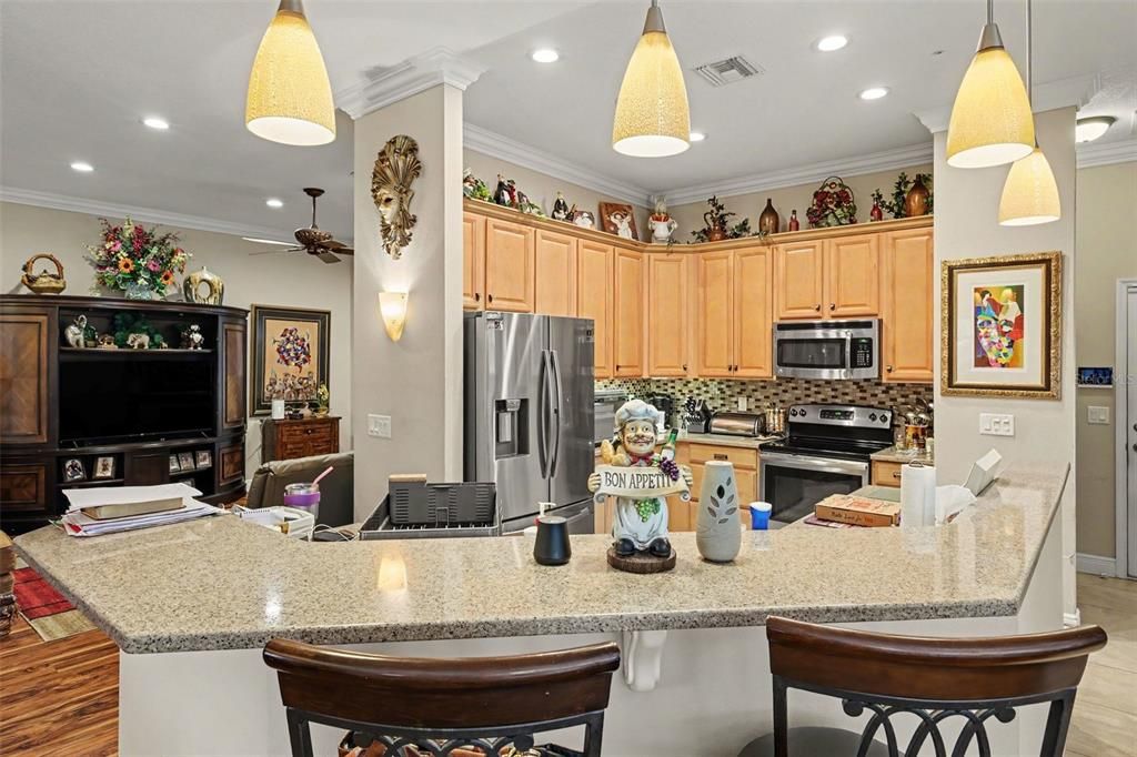 For Sale: $539,900 (3 beds, 2 baths, 2326 Square Feet)