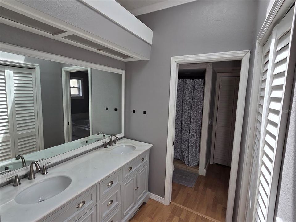 En Venta: $450,449 (3 camas, 2 baños, 1830 Pies cuadrados)