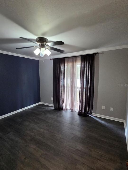 En Venta: $450,449 (3 camas, 2 baños, 1830 Pies cuadrados)