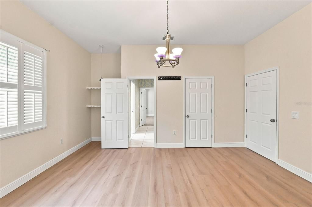 En Venta: $524,900 (6 camas, 4 baños, 5281 Pies cuadrados)