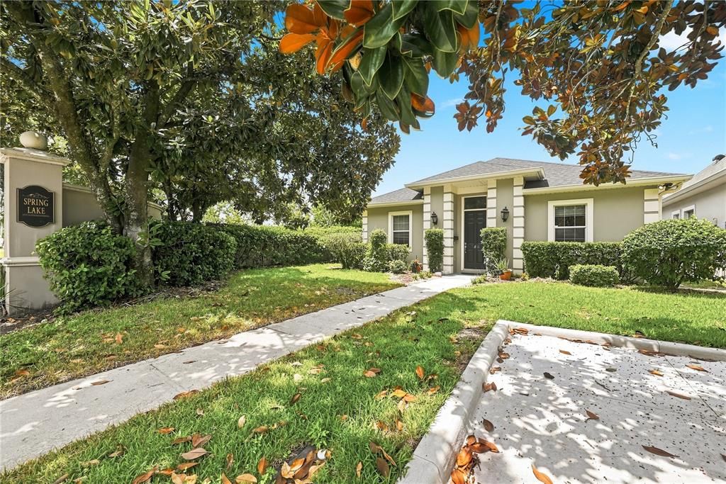 For Sale: $689,987 (4 beds, 3 baths, 2562 Square Feet)
