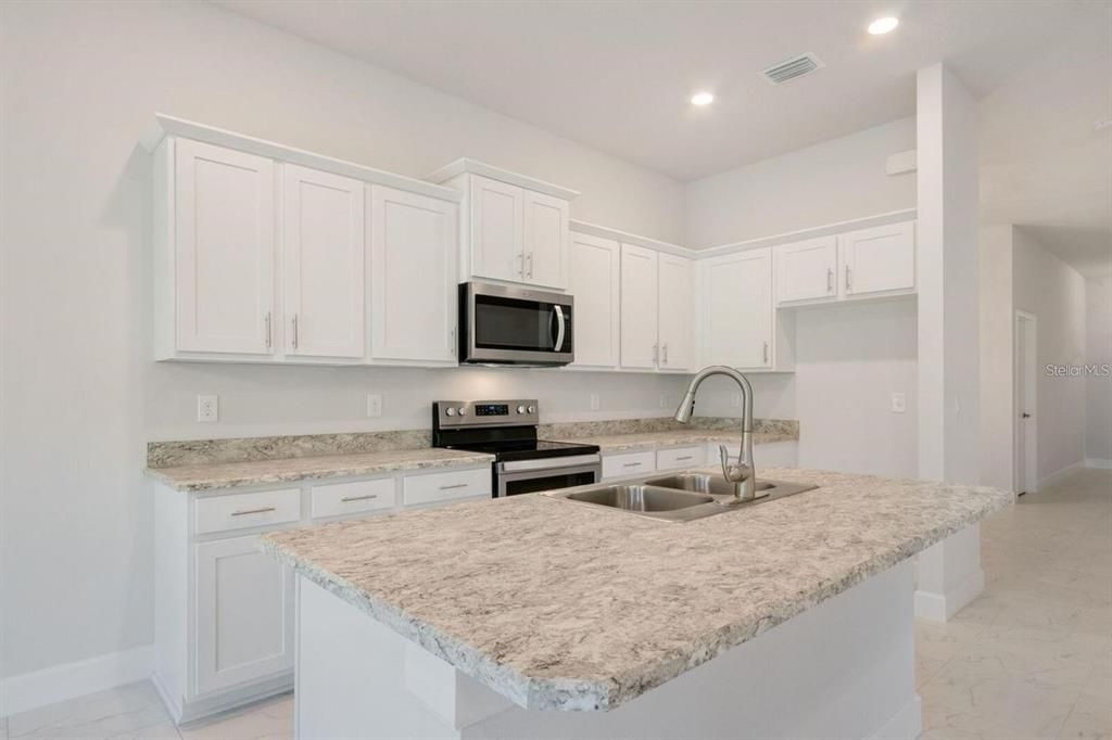 For Sale: $312,150 (4 beds, 2 baths, 2004 Square Feet)