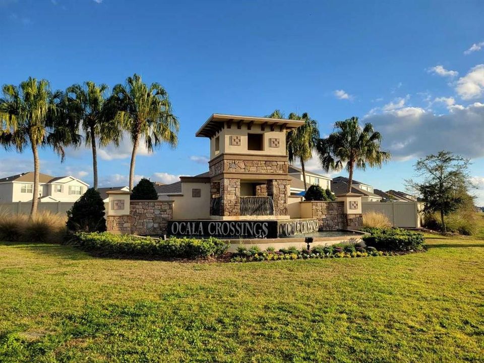 For Sale: $312,150 (4 beds, 2 baths, 2004 Square Feet)