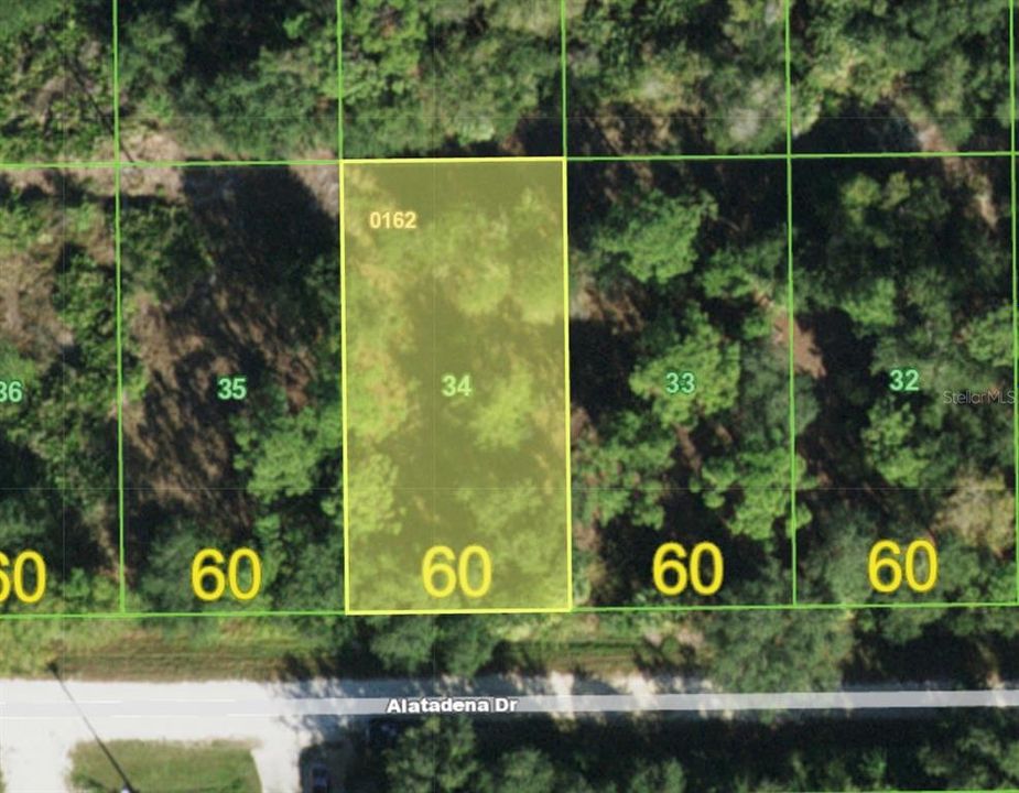 待售: $9,900 (0.17 acres)