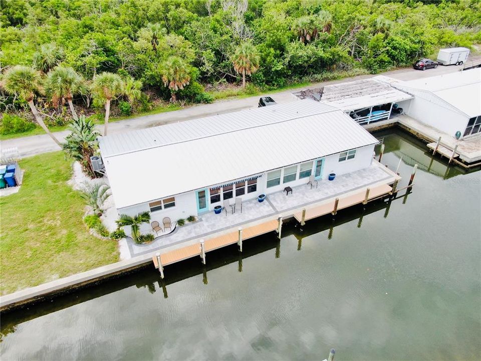 For Sale: $565,000 (2 beds, 2 baths, 1088 Square Feet)