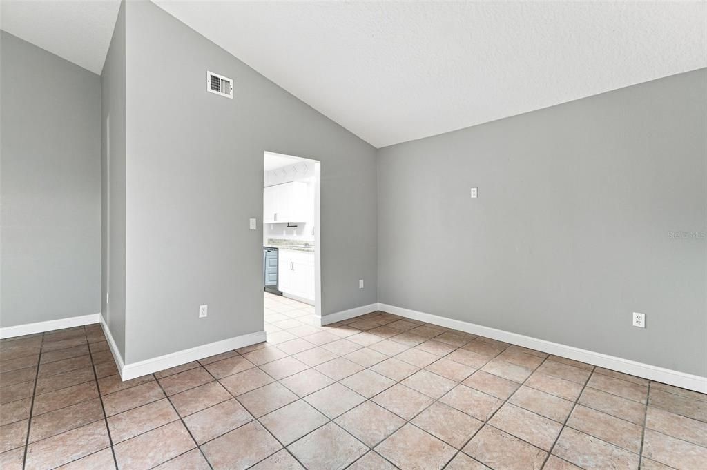 For Sale: $445,000 (5 beds, 3 baths, 2266 Square Feet)