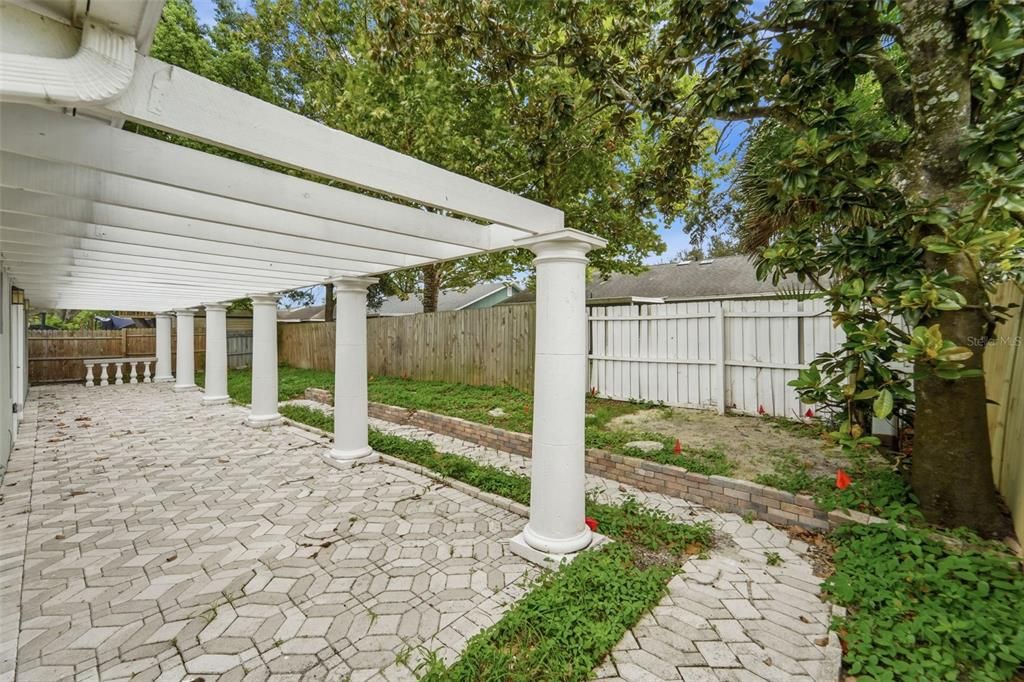 For Sale: $445,000 (5 beds, 3 baths, 2266 Square Feet)