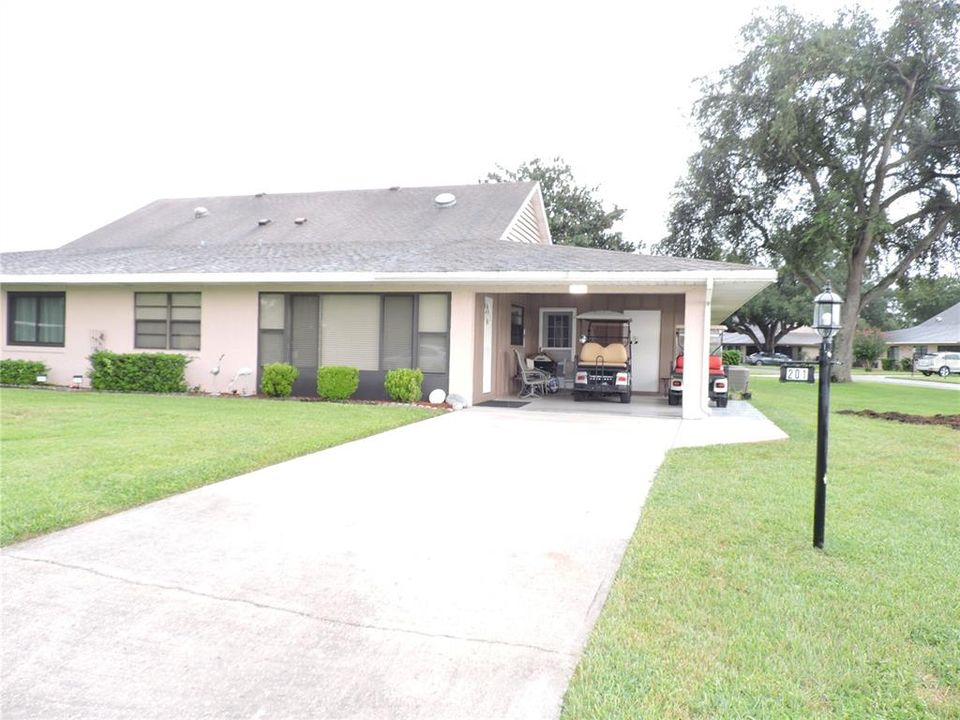 For Sale: $149,000 (2 beds, 2 baths, 1056 Square Feet)