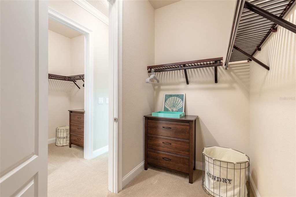For Sale: $1,440,000 (3 beds, 2 baths, 2533 Square Feet)