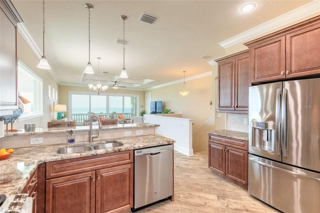 For Sale: $1,440,000 (3 beds, 2 baths, 2533 Square Feet)