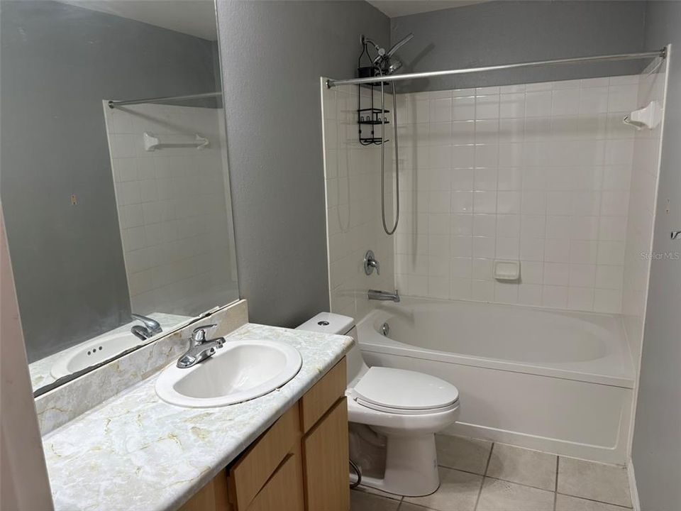 For Sale: $199,000 (2 beds, 2 baths, 1100 Square Feet)