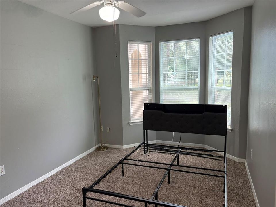 For Sale: $199,000 (2 beds, 2 baths, 1100 Square Feet)
