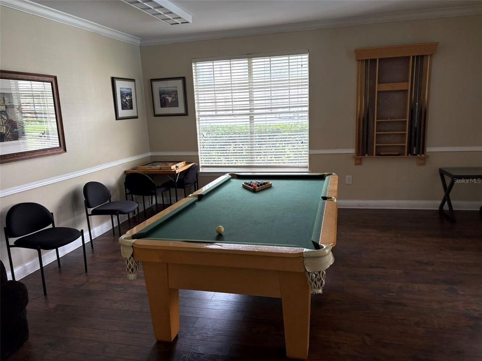 For Sale: $199,000 (2 beds, 2 baths, 1100 Square Feet)