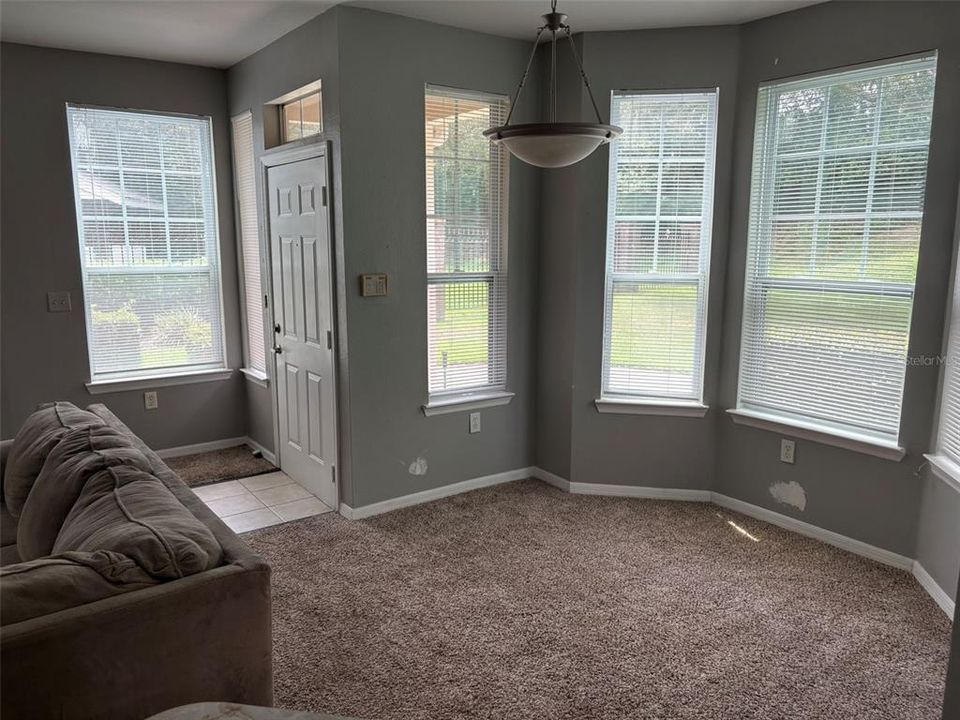 For Sale: $199,000 (2 beds, 2 baths, 1100 Square Feet)