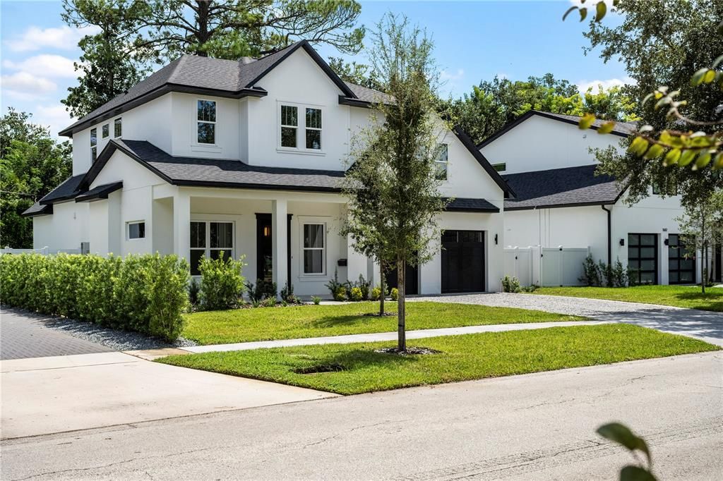 En Venta: $1,900,000 (4 camas, 3 baños, 2950 Pies cuadrados)