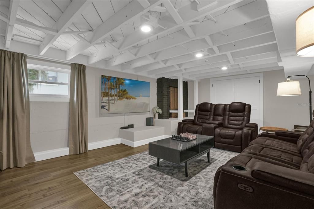 На продажу: $437,000 (3 спален, 2 ванн, 2236 Квадратных фут)