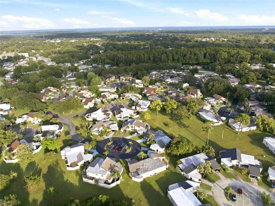 На продажу: $270,000 (2 спален, 2 ванн, 1025 Квадратных фут)