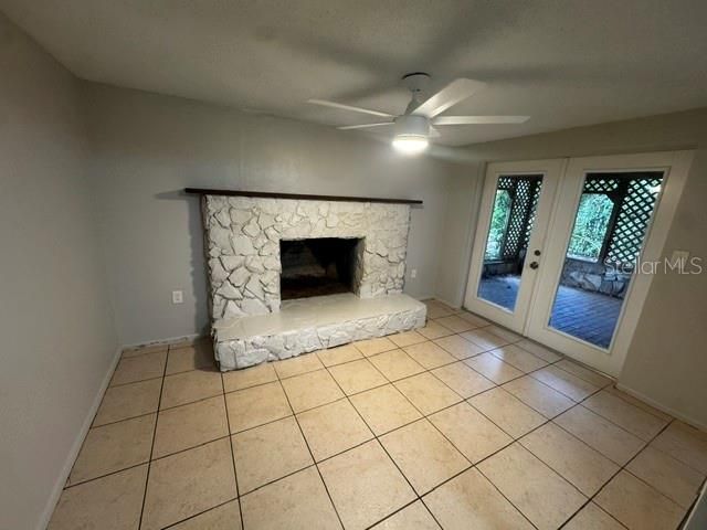 For Rent: $1,595 (2 beds, 2 baths, 1136 Square Feet)